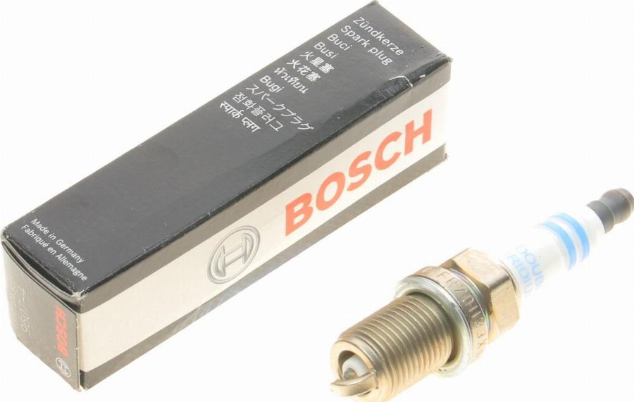 BOSCH 0 242 236 596 - Свеча зажигания mashina-shop.ru